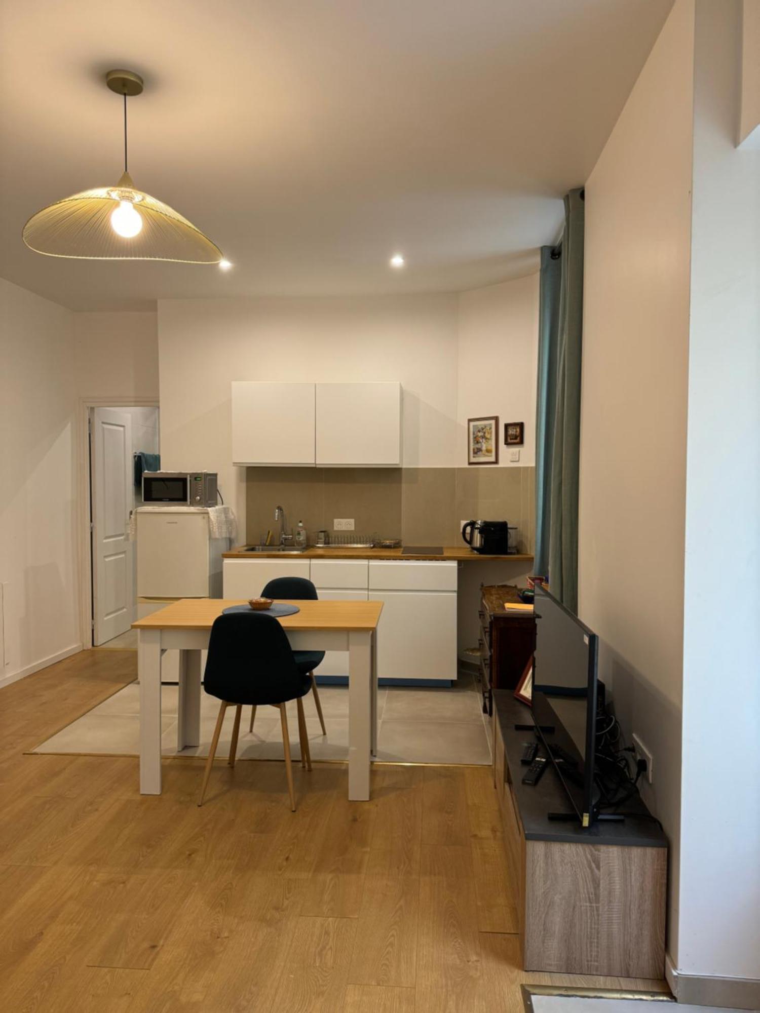 Appartement Meuble Tout Confort Chalon-sur-Saône Exterior foto